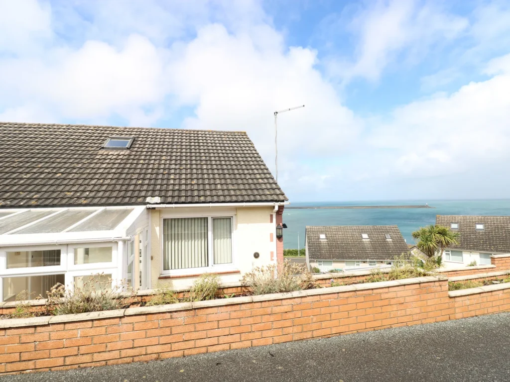 Murmur y Mor - Pembrokeshire Cottage